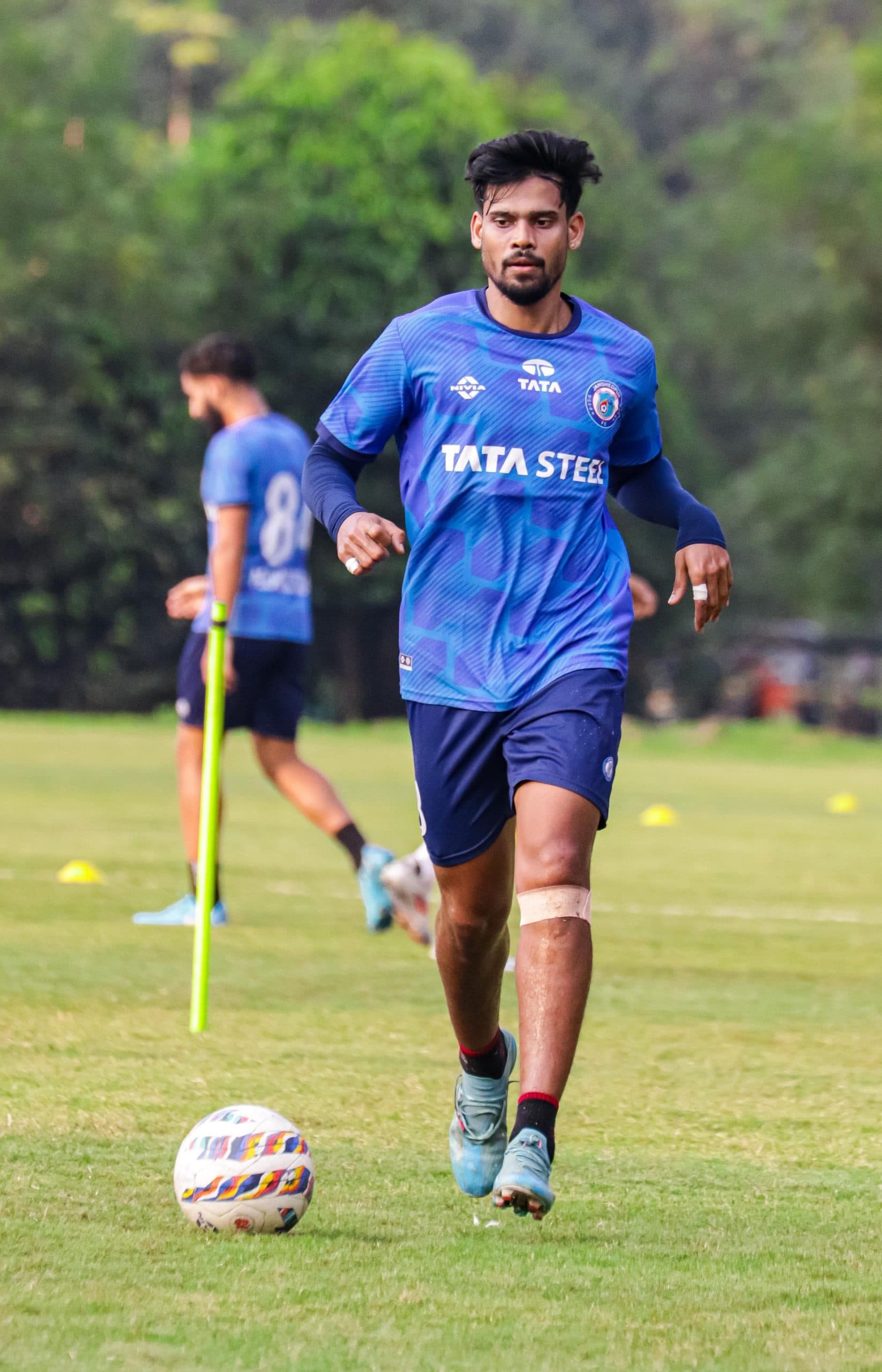 मोहन बगान से मुकाबले के लिए आज कोलकाता जायेगी जेएफसी की टीम