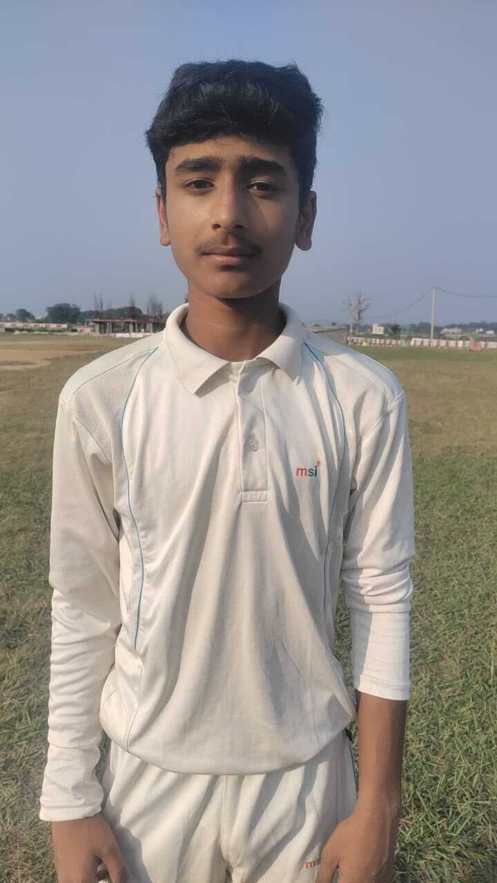 Cricket : केराली स्कूल और एसआर डीएवी पुंदाग जीते