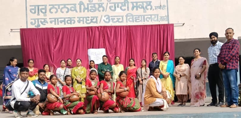 Jamshedpur News : साकची गुरु नानक मध्य विद्यालय में बाल मेला, बच्चों संग अतिथियों ने भी खूब की मस्ती