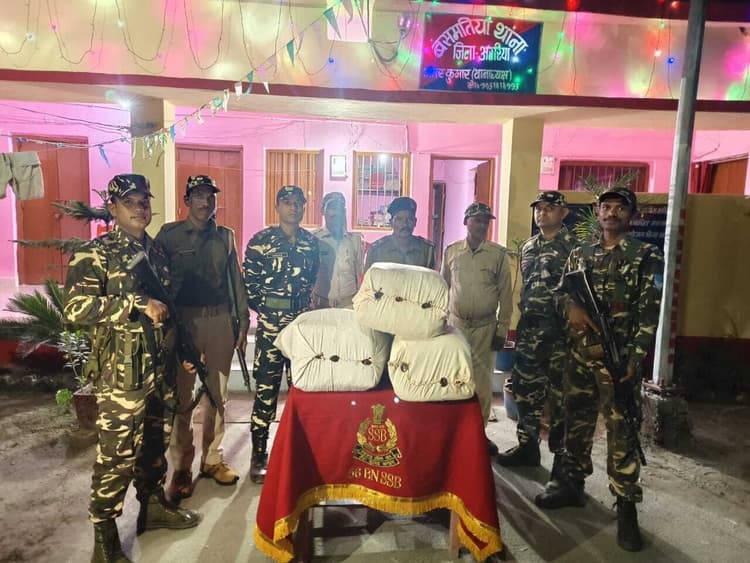 62 किलो गांजा जब्त, तस्कर फरार