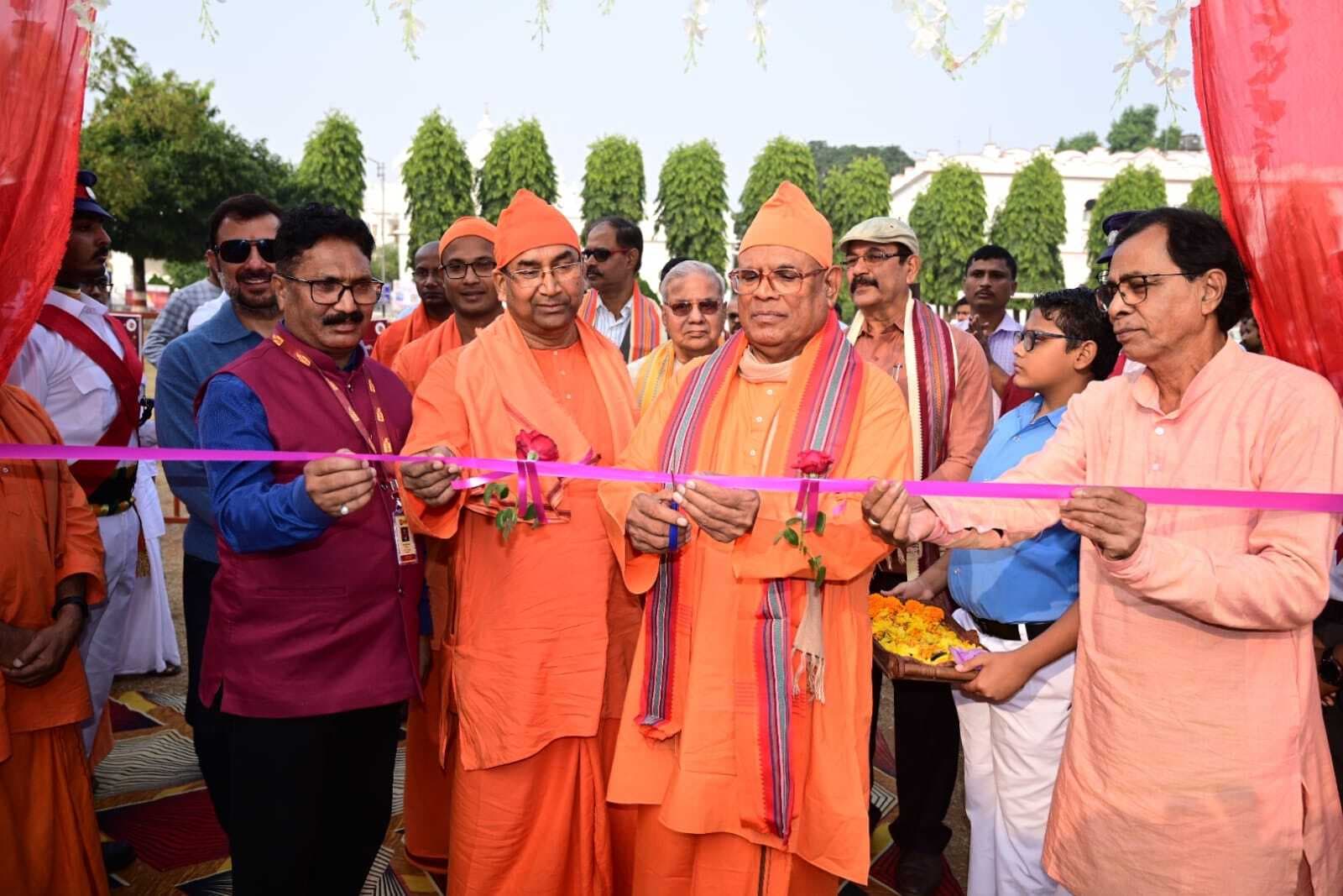 मोरल वैल्यू पर आधारित है आरके मिशन की शिक्षा व्यवस्था : स्वामी शुकदेवानंद