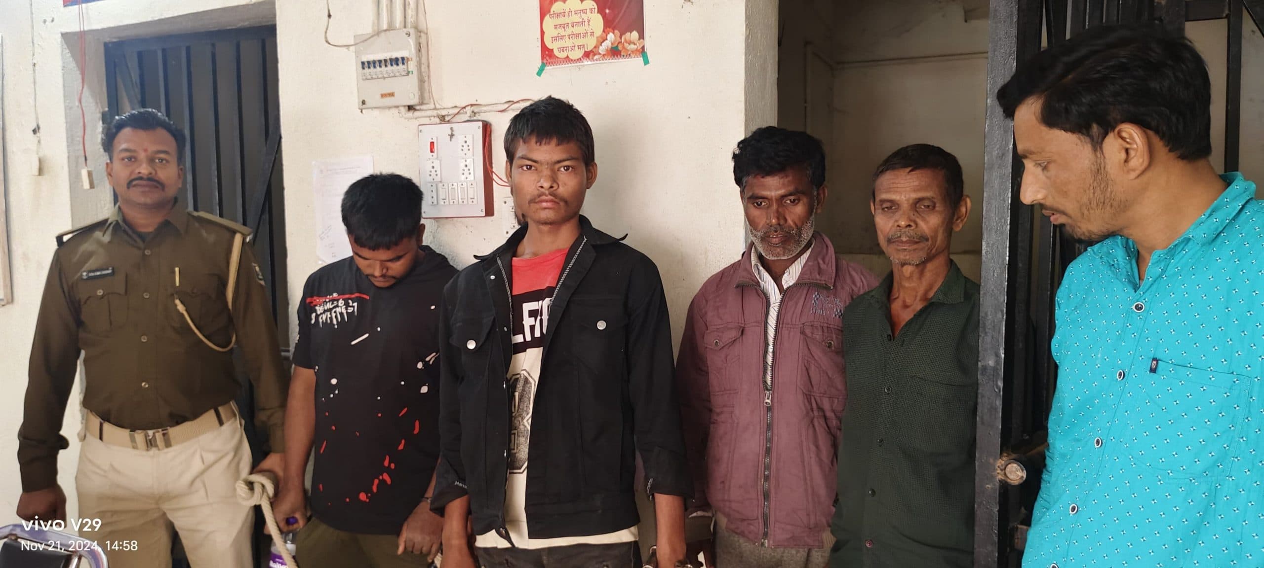 पुलिस ने पांच शराबियों को गिरफ्तार कर भेजा जेल