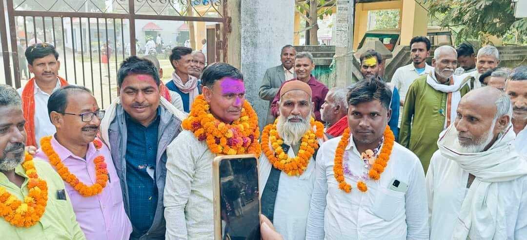 अध्यक्ष के सात व सदस्य पद पर  25 नामांकन