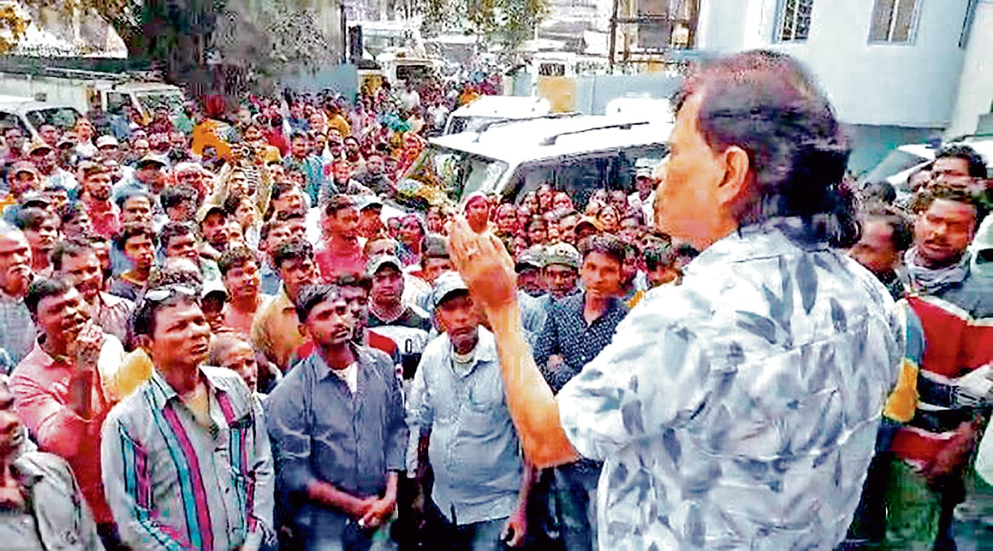 वेतन वृद्धि पर मेयर से मुलाकात