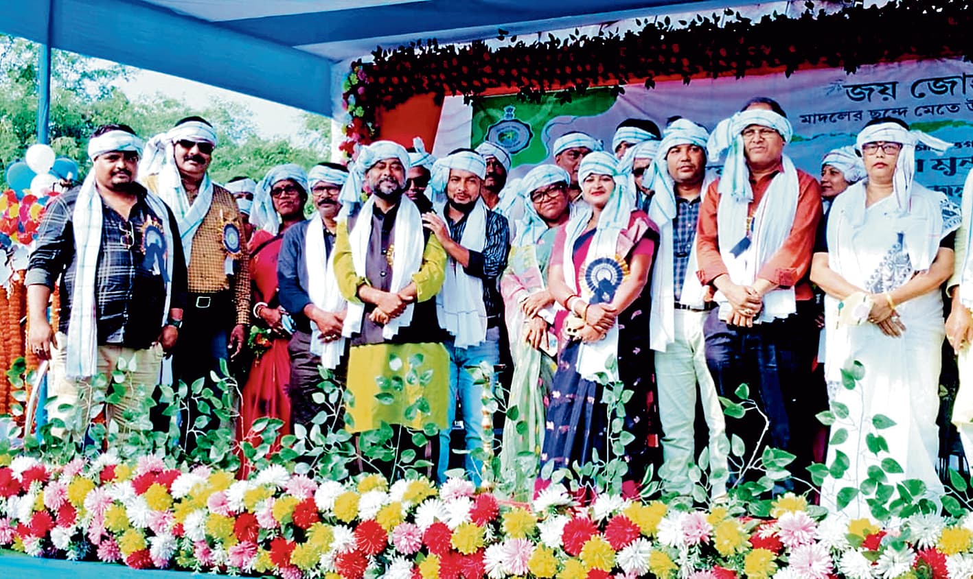 जामुड़िया में धूमधाम से मना जय जोहार मेला