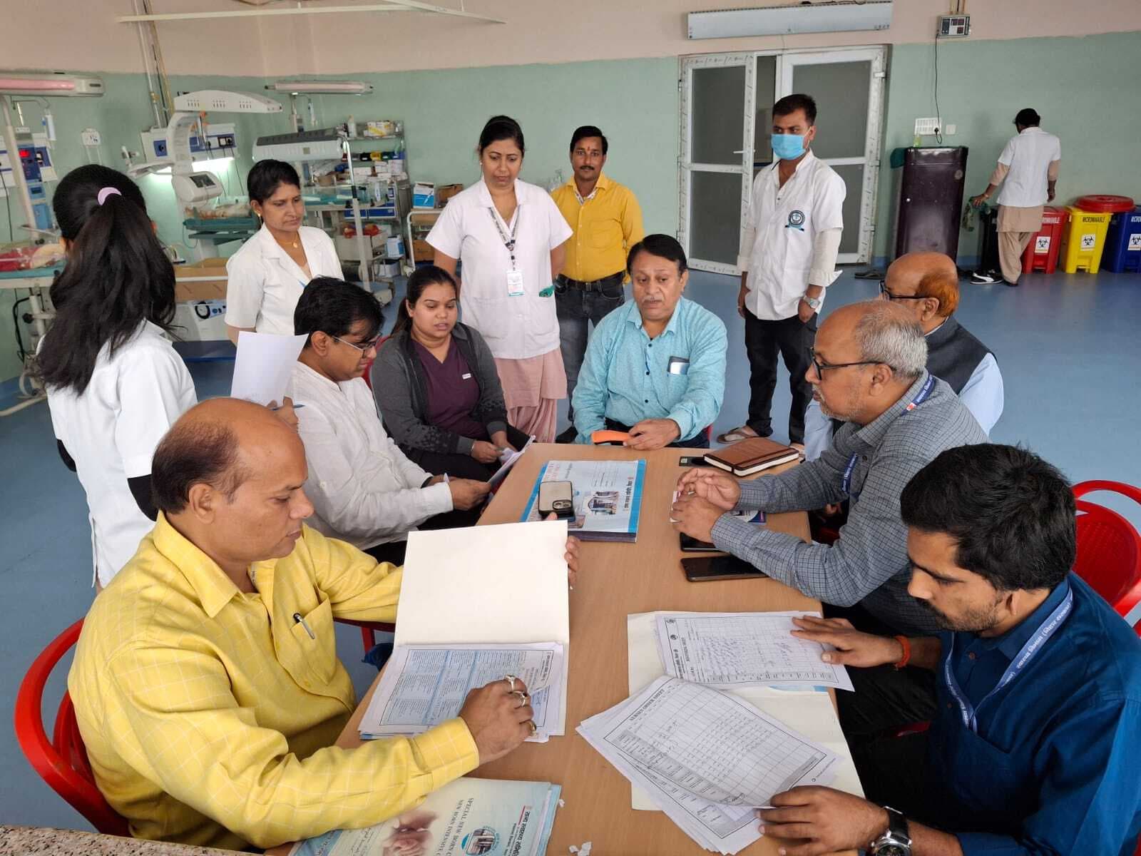 कायाकल्प की टीम ने गैप एसेसमेंट को शीघ्र भरने का दिया निर्देश