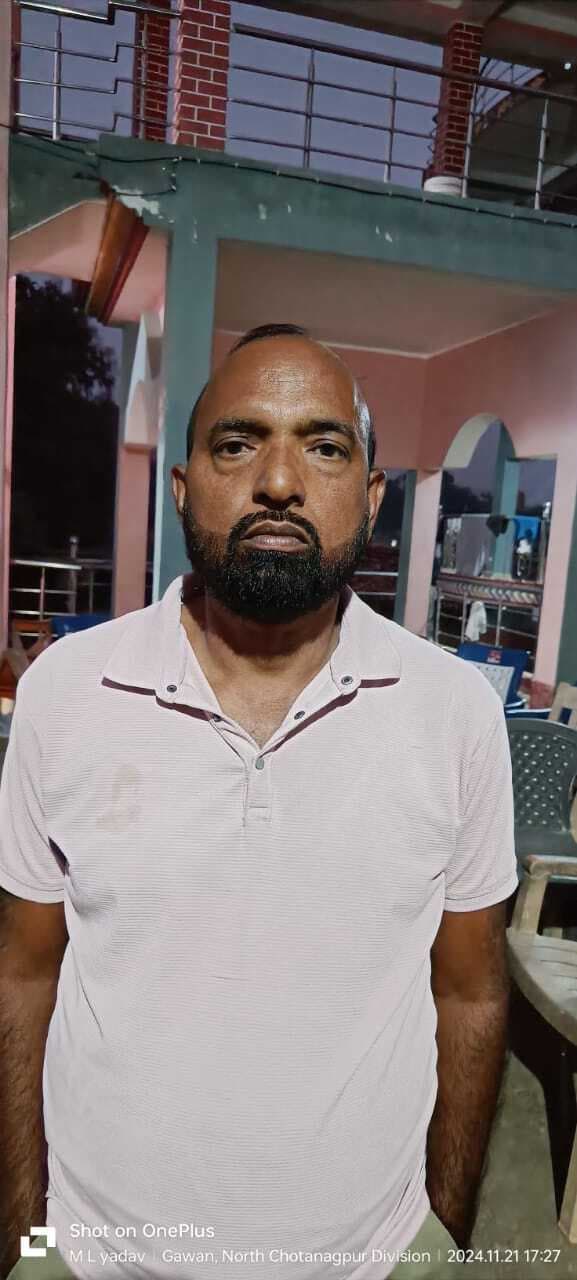 Giridih News :माले प्रत्याशी राजकुमार यादव करते रहे समीक्षा