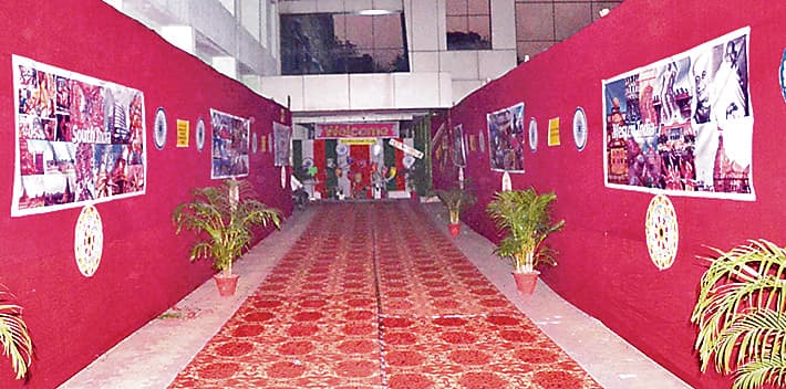 Bokaro News: जन जागरूकता अभियान के बाद भी अपने घरों से वोट देने के लिए नहीं निकले सेक्टरवासी