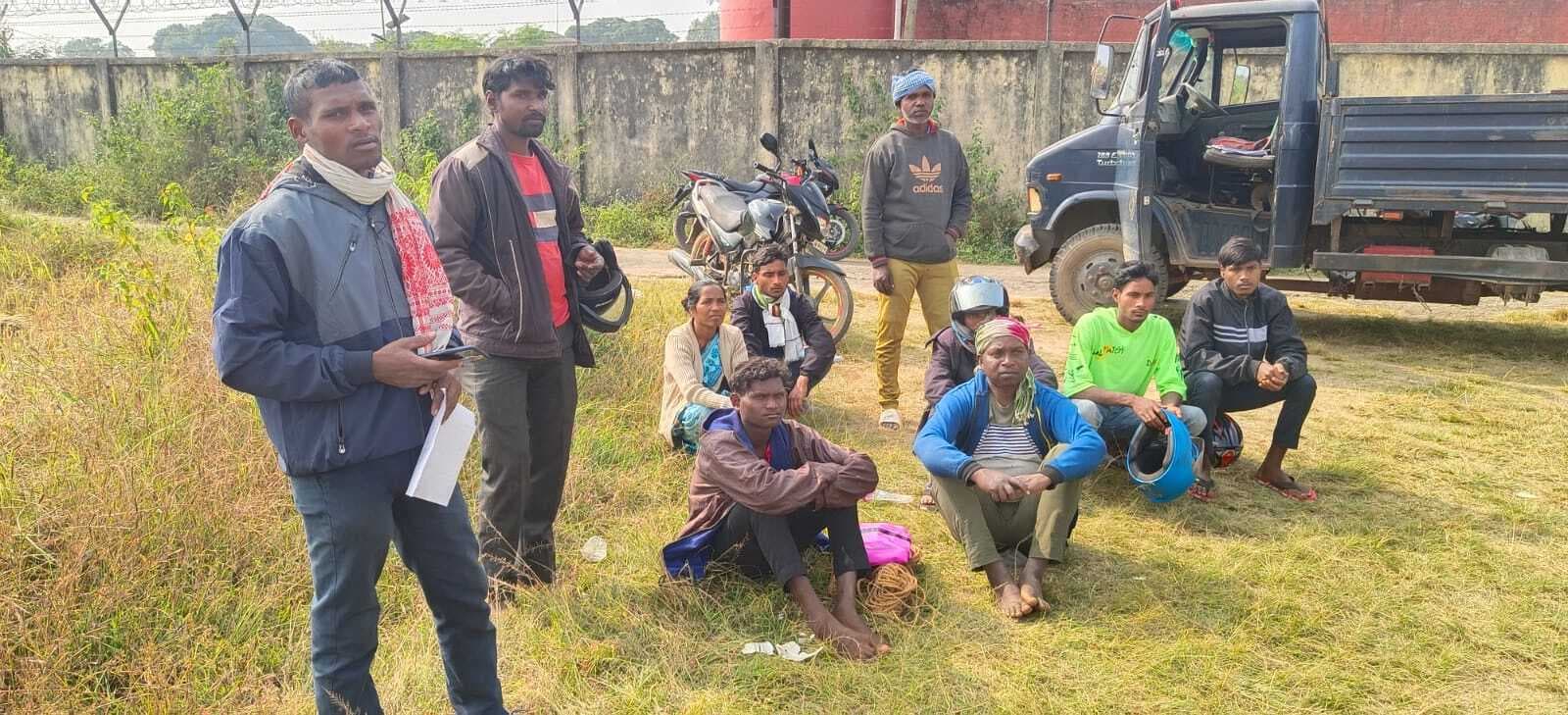 :::::::  दामाद ने कुदाल से वार कर ससुर की हत्या की