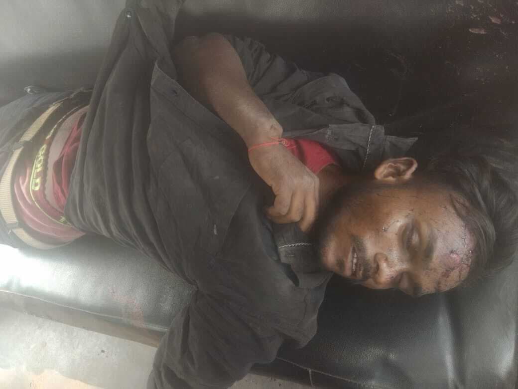 दादा के श्राद्धकर्म का कार्ड बांटने जा रहे दंपती की हादसे में मौत