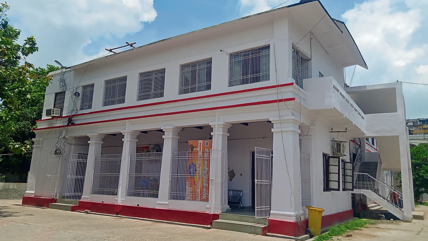 saran news : सरकारी बाजार के 700 दुकानदार टेंशन में, पूछ रहे हैं कब बनेगा मल्टीप्लेक्स