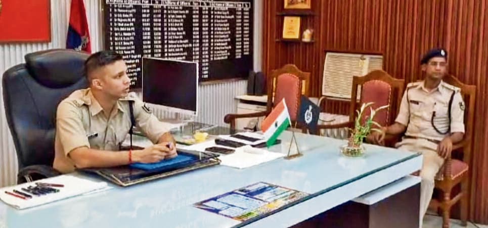 Gopalganj News  : पुलिस ने जघन्य कांडों में शामिल अपराधियों की बनायी सूची, सभी पर घोषित होगा इनाम