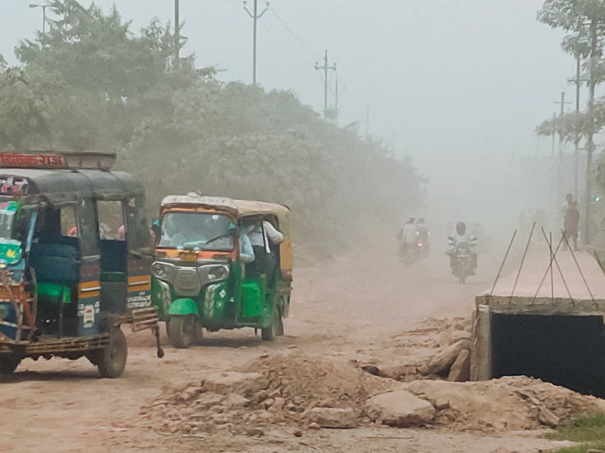 hajipur news. कई दिनों बाद 400 के नीचे आया एक्यूआइ, 391 किया गया रिकॉर्ड