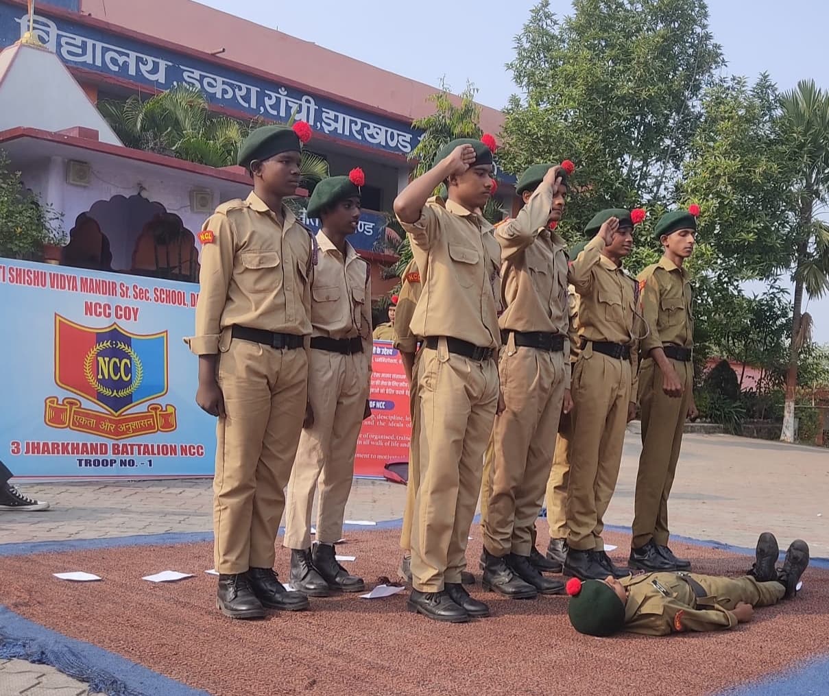 सैनिकों की ड्यूटी जिम्मेदारी नहीं बल्कि एक तपस्या : प्रधानाचार्य
