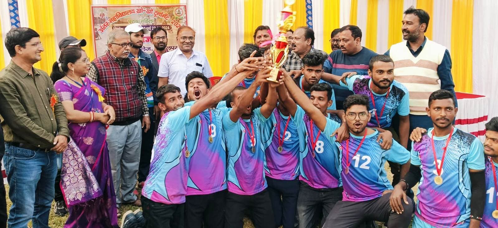 पुरुष वर्ग में जेआरएस, महिला में बीआरएम कॉलेज की टीम विजेता