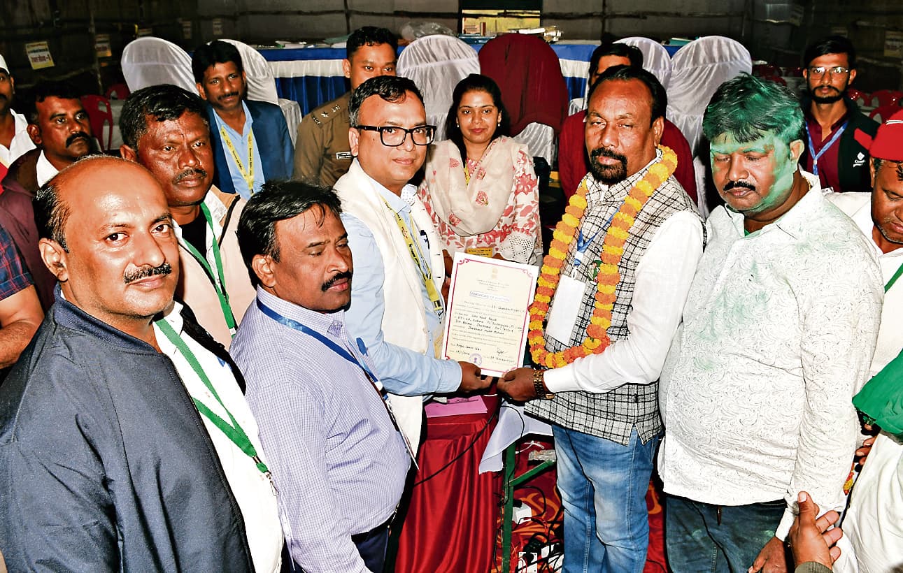 Bokaro News: चंदनकियारी की हवा नहीं भांप पाये अमर कुमार बाउरी, झामुमो ने कर दिया खेला