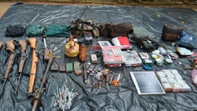 Bhubaneswar News: बौध जिले में दो माओवादी शिविर का पता चला, डेटोनेटर, वॉकी-टॉकी समेत भारी मात्रा में सामग्री बरामद