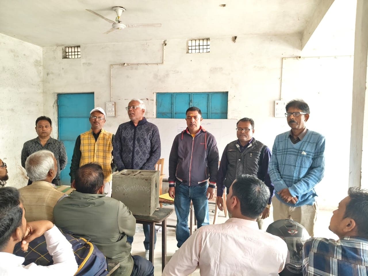 पैक्स चुनाव : मतपेटिका को बज्रगृह से मतदान केन्द्रवार मतगणना टेबल पर लाया जायेगा