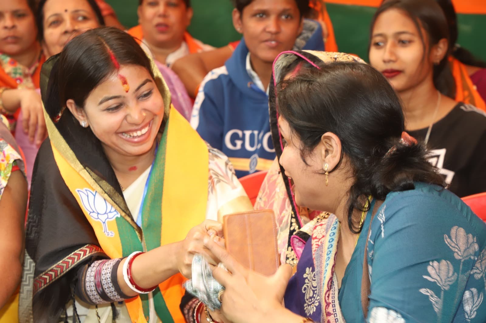 कोल्हान प्रमंडल : भाजपा का खाता खुला