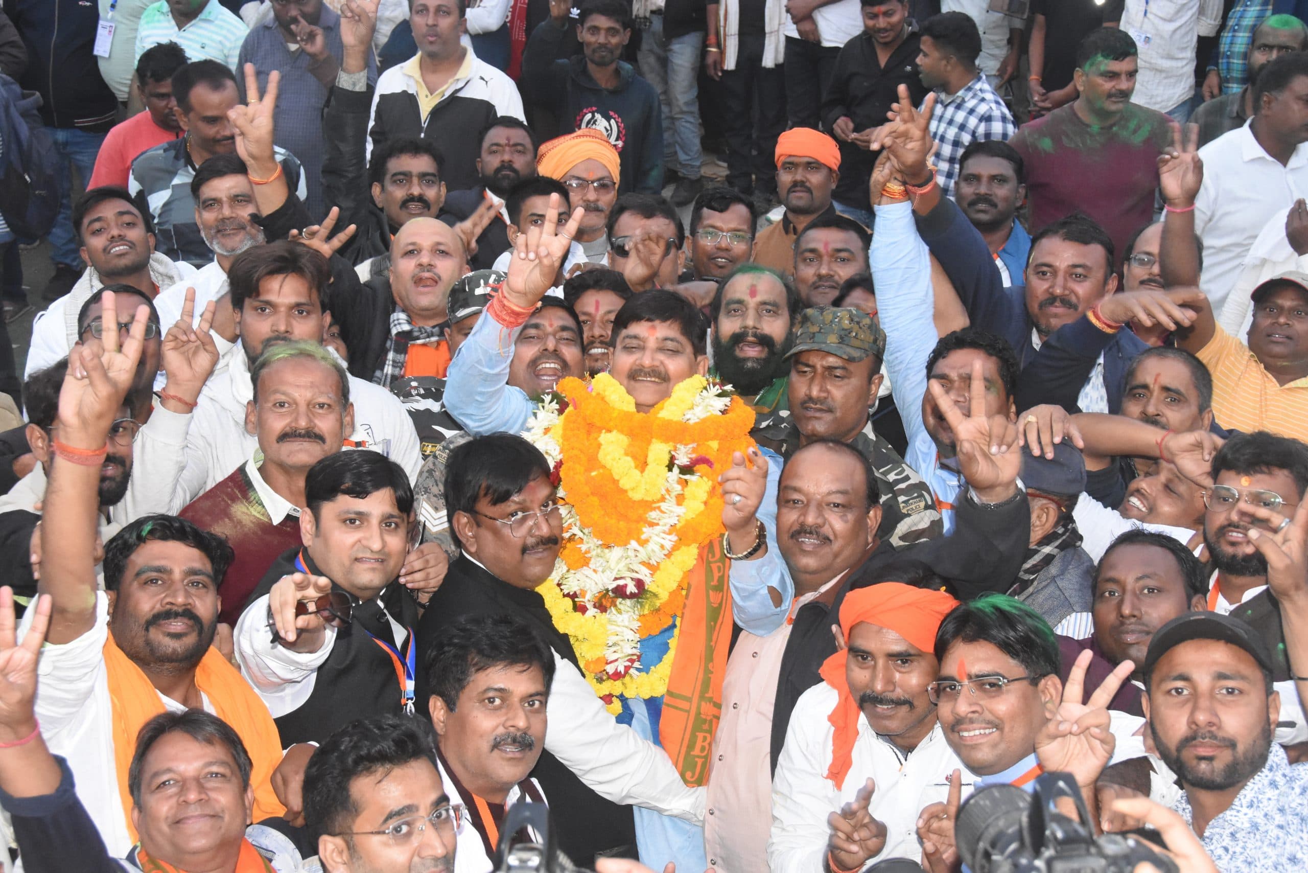 DHANBAD NEWS : धनबाद विस सीट पर राज सिन्हा की लगातार तीसरी जीत