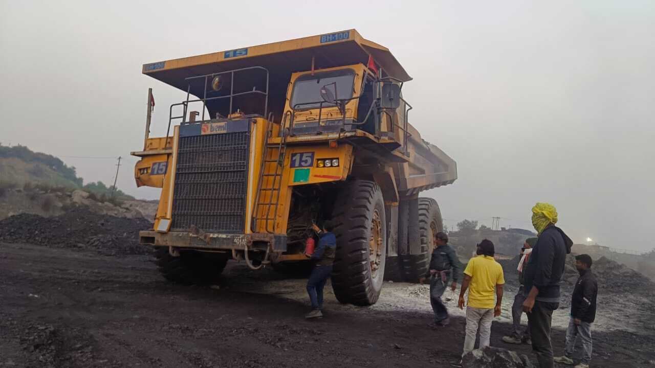 सीआइएसएफ जवान ने हाॅलपैक को जलने से बचाया