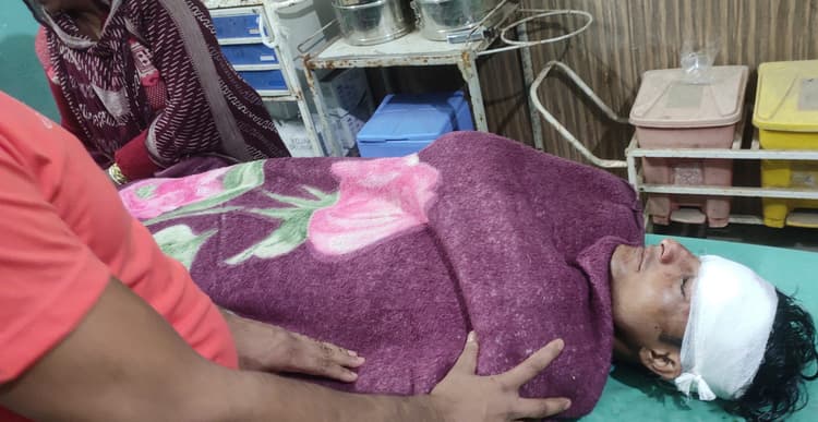 बाइक की ठोकर से युवक गंभीर रूप से घायल