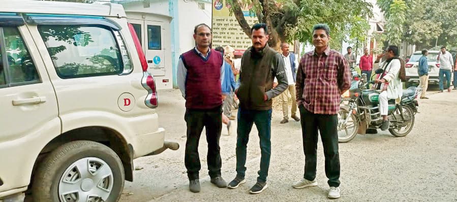Gopalganj News : बैकुंठपुर, सिधवलिया व बरौली में थमा प्रचार, 147 बूथों पर मंगलवार को पड़ेंगे वाेट