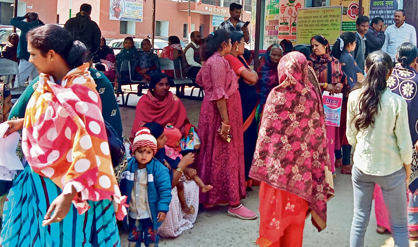 Chhapra News : ठंड की धमक से अस्पतालों में 30 फीसदी तक बढ़े मरीज