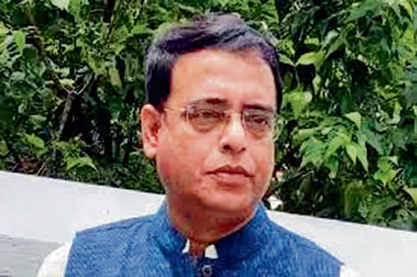 कीमती वाहन वाले नहीं दे रहे रोड टैक्स : मंत्री