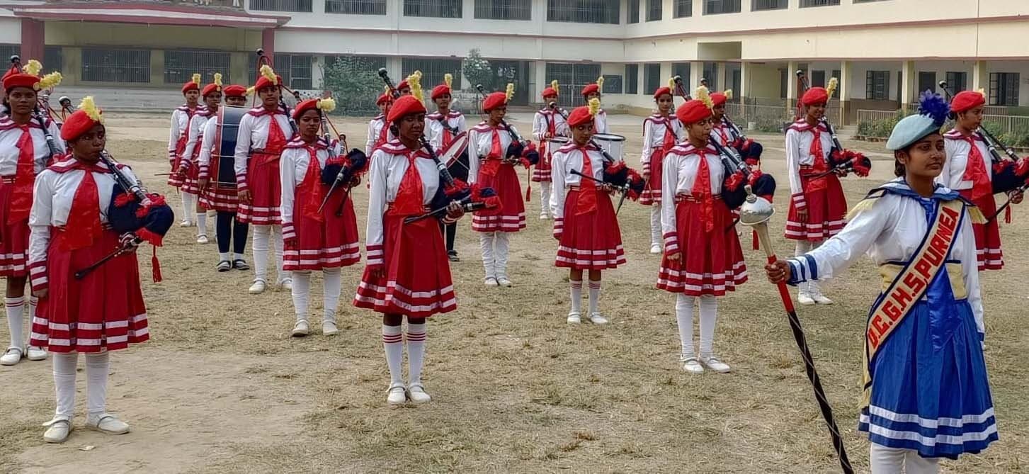 बैंड प्रतियोगिता में उर्स लाइन बालिका स्कूल पूरे सूबे में आया अव्वल