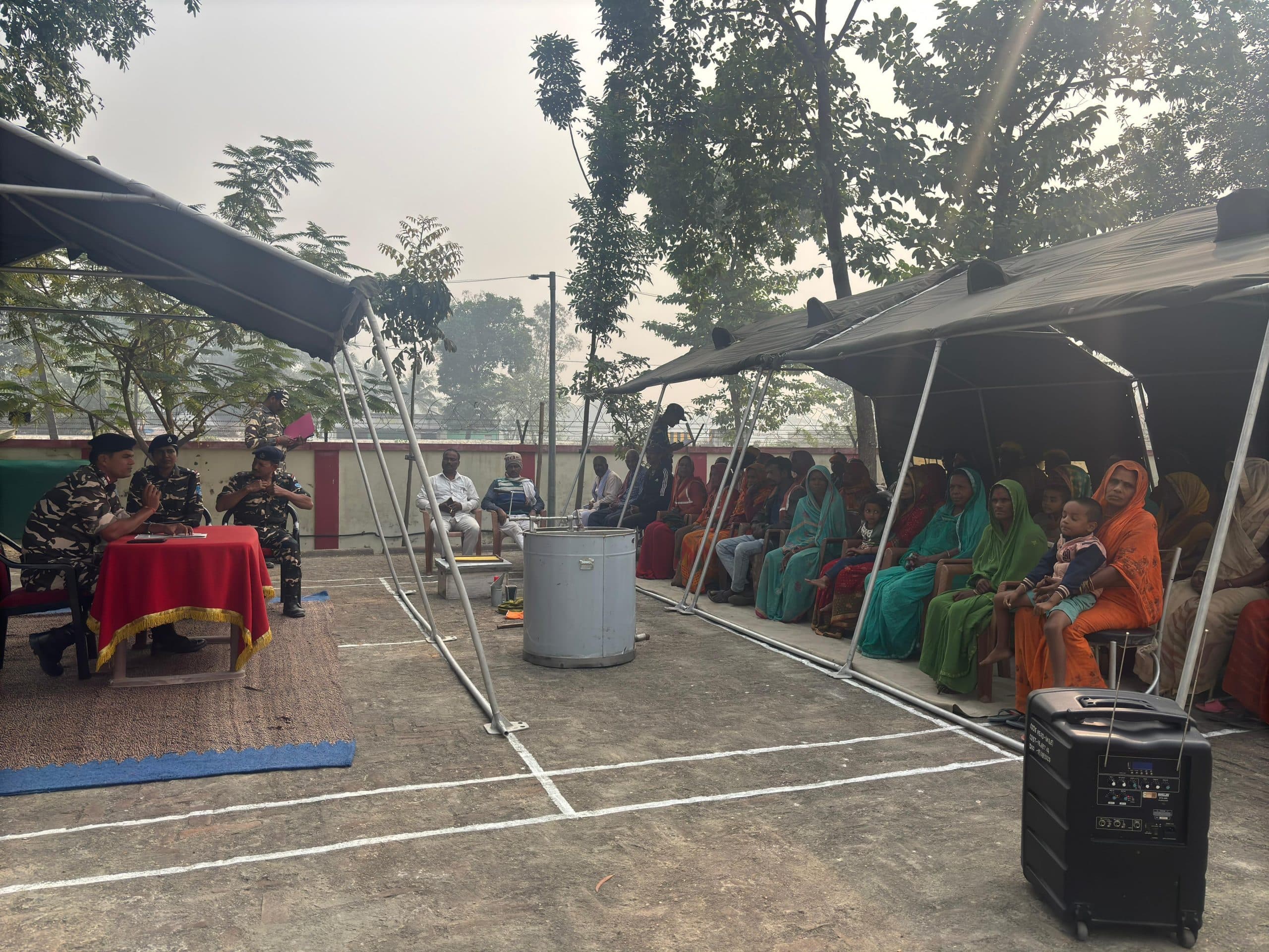 युवाओं को दिया गया मधुमक्खी पालन का प्रशिक्षण