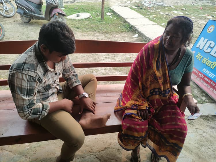 सरबेला में आवारा कुत्तों का आतंक, दो बच्चे जख्मी