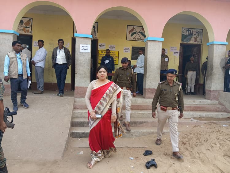 पहले चरण में कुल 31 पैक्सों में हुई वोटिंग, देर शाम तक चली मतगणना