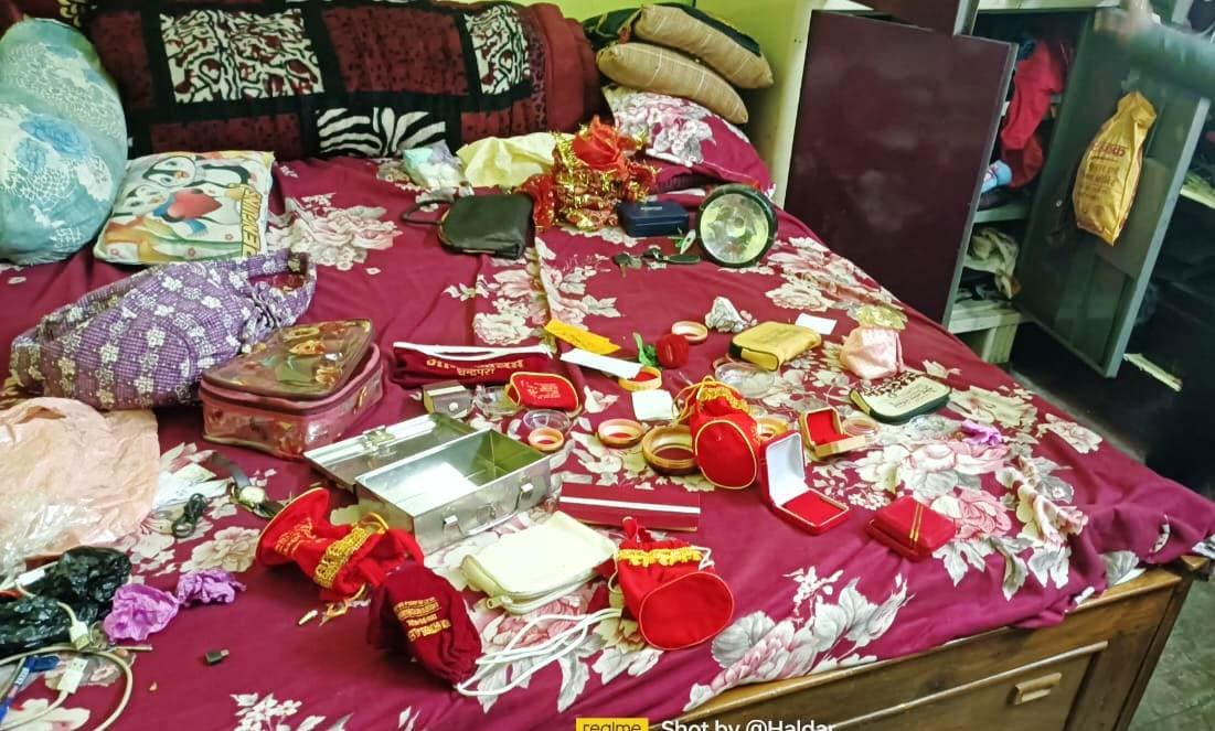 BOKARO NEWS : चंद्रपुरा में क्वार्टर से दिनदहाड़े 15 लाख के जेवरात की चोरी