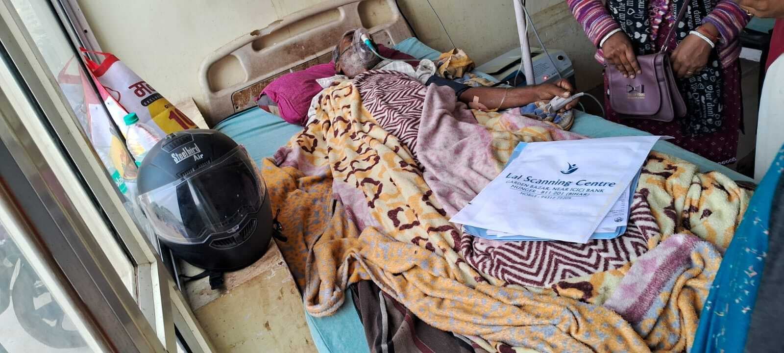 सदर अस्पताल में मरीजों को नहीं मिल पा रही सरकारी एंबुलेंस की सुविधा, मरीज परेशान