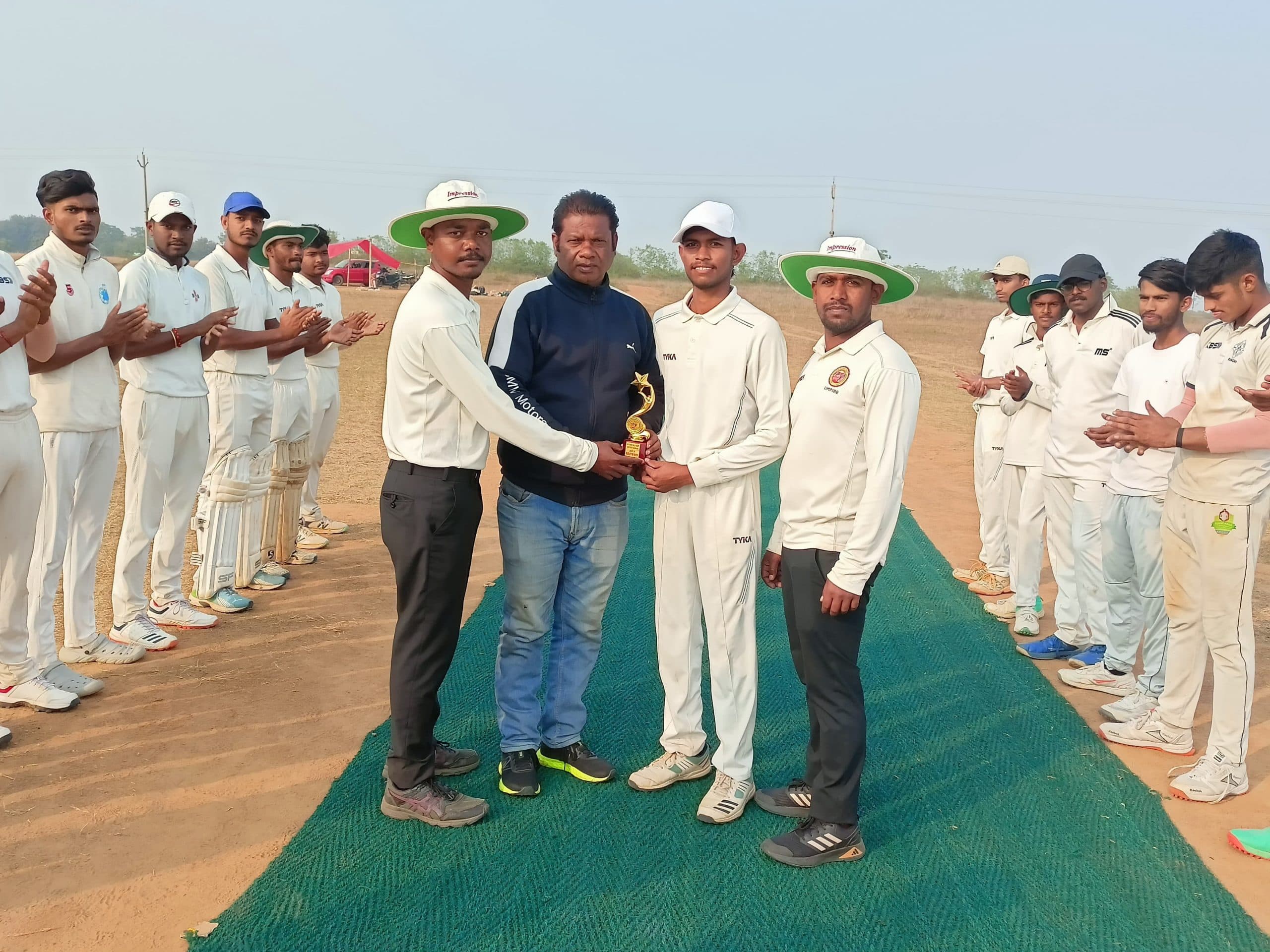 sports news ए डिवीजन क्रिकेट टूर्नामेंट में सीएफसी की टीम विजयी