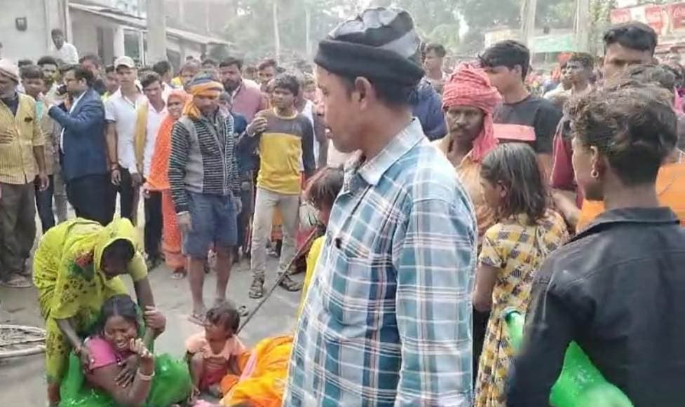 तेज रफ्तार हाइवा ने मजदूर को रौंदा, मौके पर मौत, विरोध में सड़क जाम