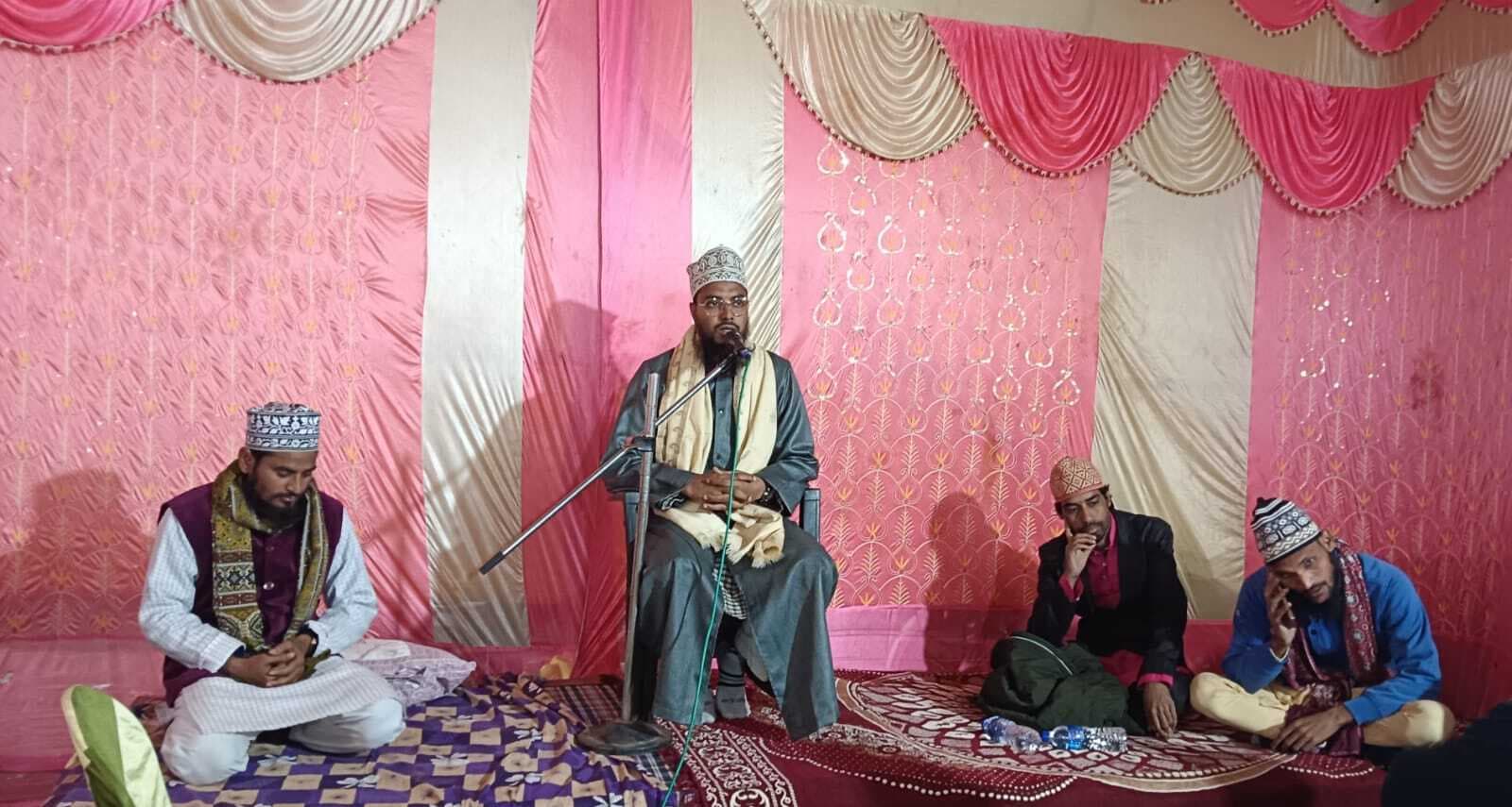 बेहतर समाज के निर्माण के लिए बच्चों को दीनी व दुनियावी तालीम देना जरूरी : तारिक अयुबी