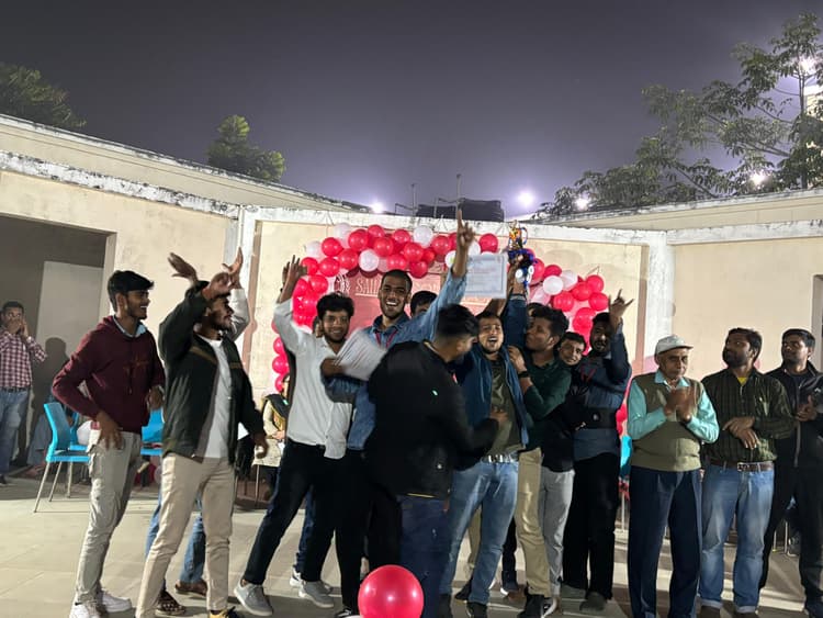 विजेताओं को किया गया पुरस्कृत