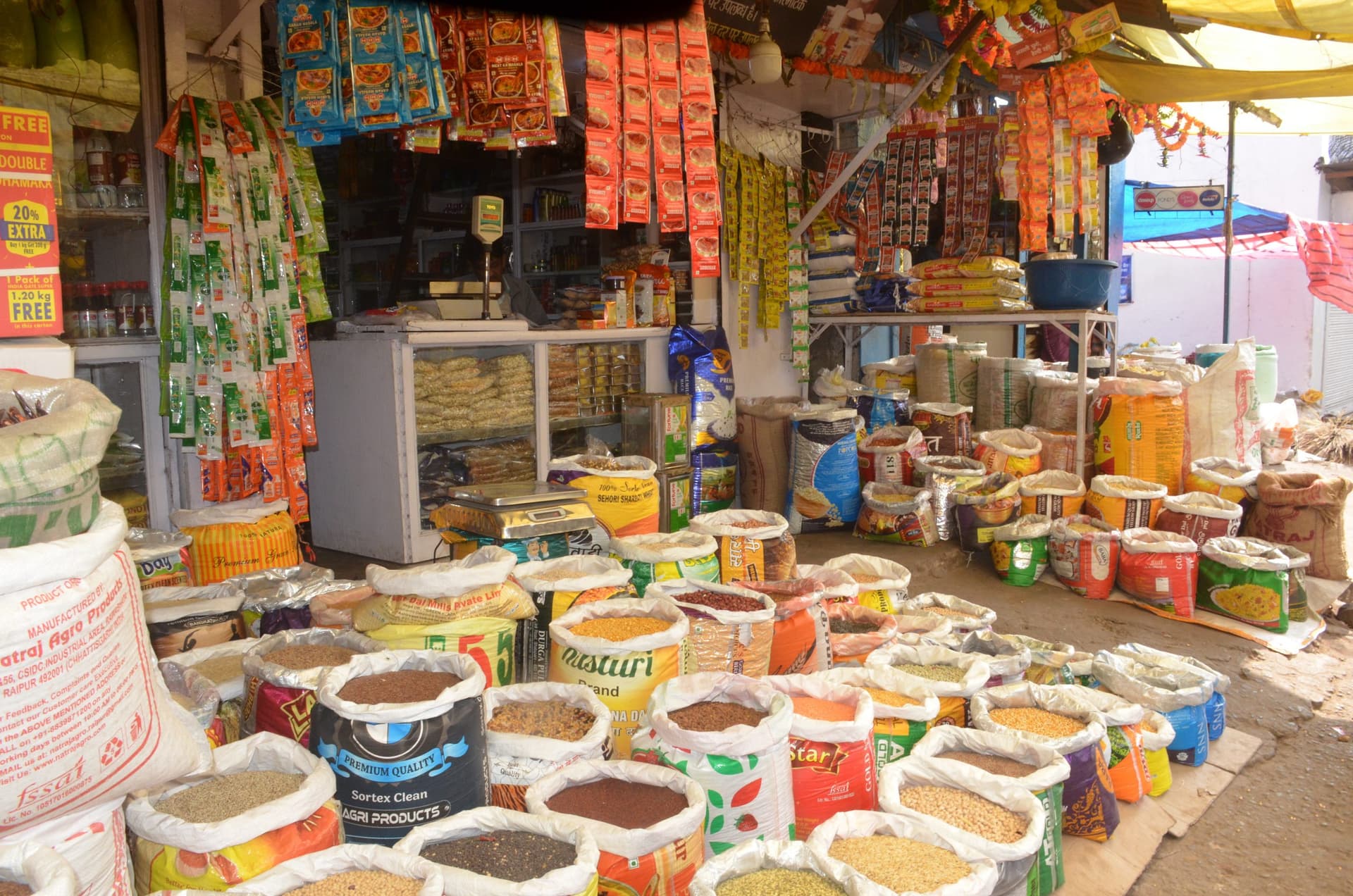 ranchi news : ठंड में छूट रहे पसीने सुन आसमानी भाव