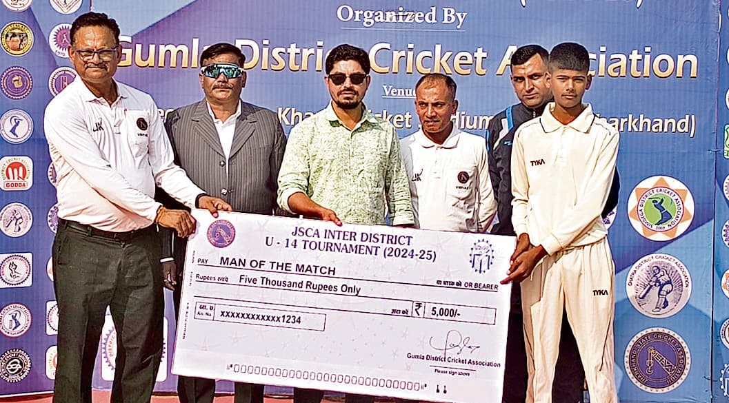 Cricket : धनबाद ने खूंटी और पलामू ने पश्चिम सिंहभूम को पराजित किया