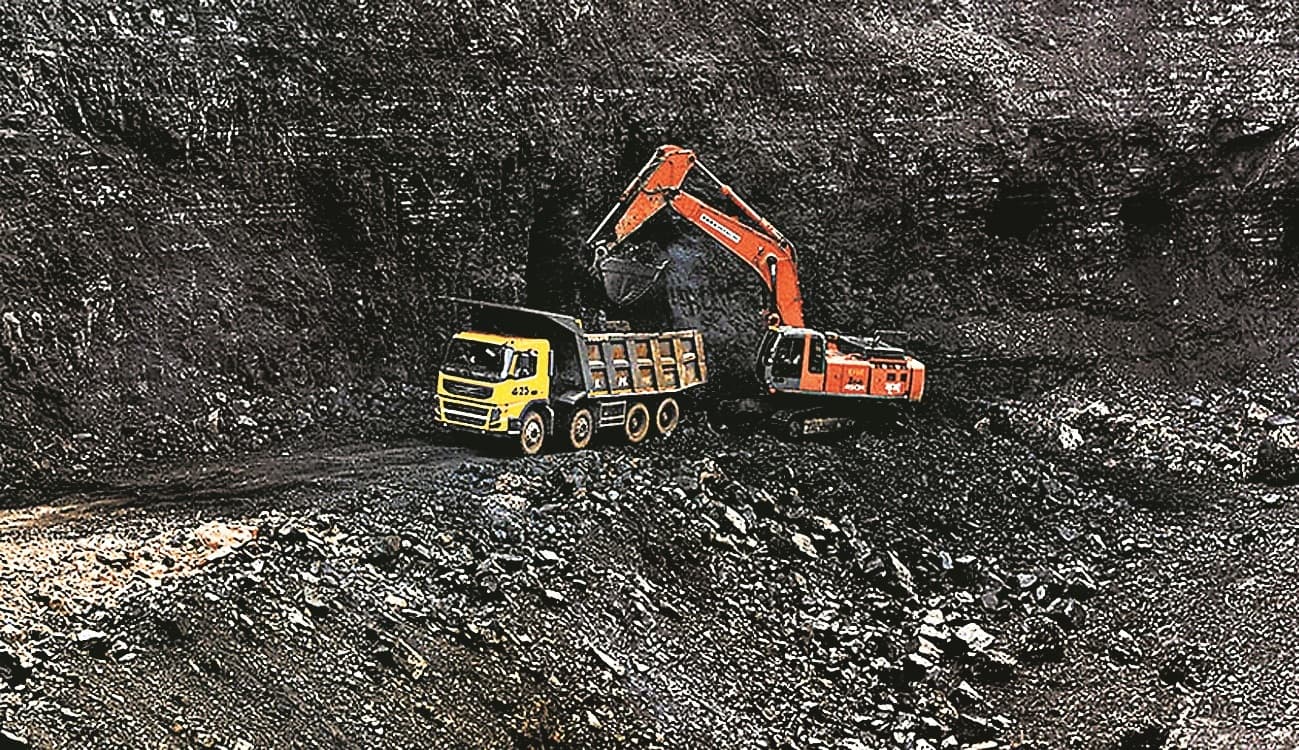 निजी कंपनियों को दी जा सकेगी कोल माइंस की जमीन