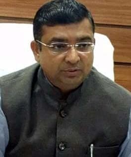 डीएम ने की नाबार्ड से संचालित योजनाओं की विस्तृत समीक्षा