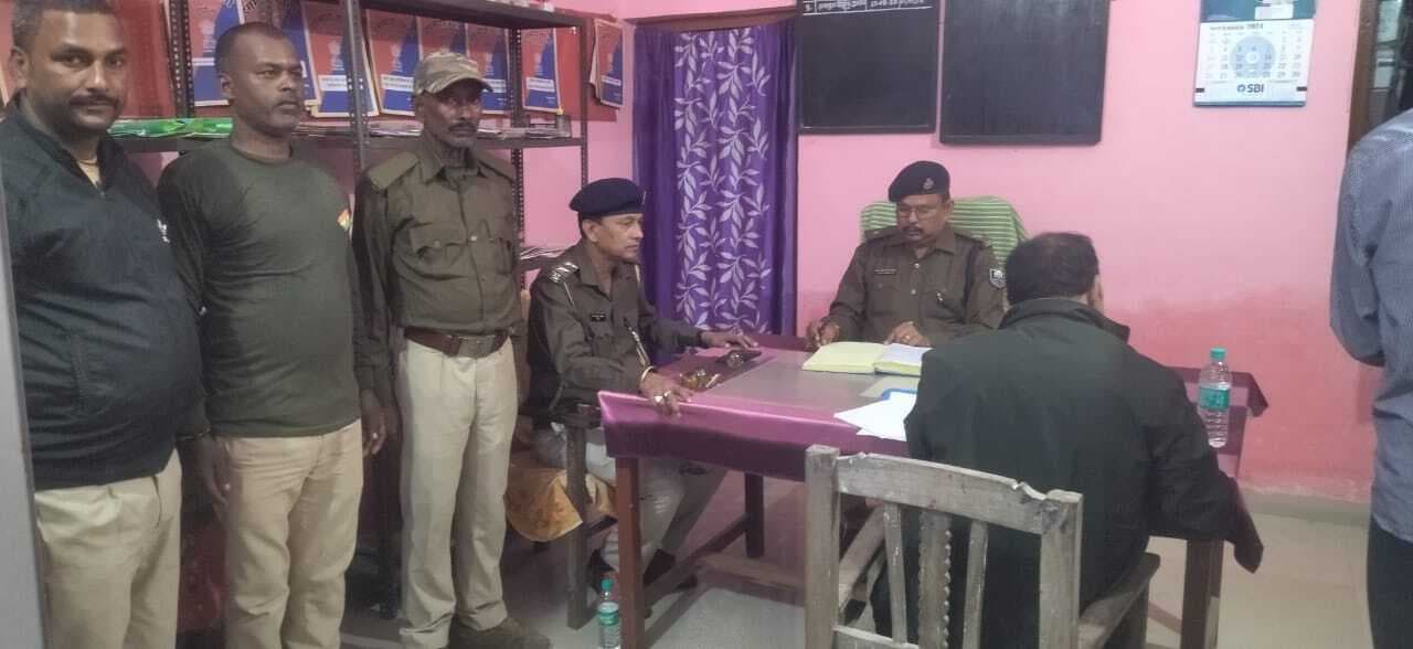 पुलिस निरीक्षक ने डगमारा थाना का किया निरीक्षण