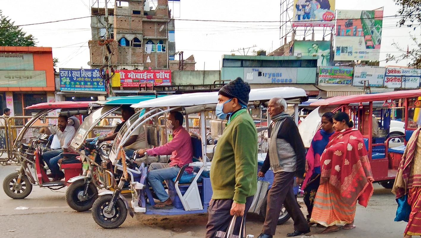 hajipur news. नो वेंडिंग जोन में फिर होने लगा अतिक्रमण, जाम से आवागमन में परेशानी बढ़ी