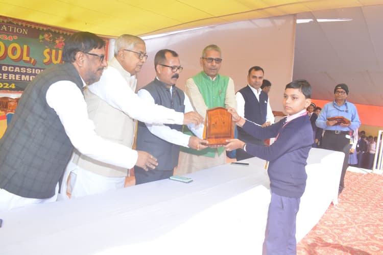 आरएसएम पब्लिक स्कूल का मनाया गया 30वां वार्षिकोत्सव,