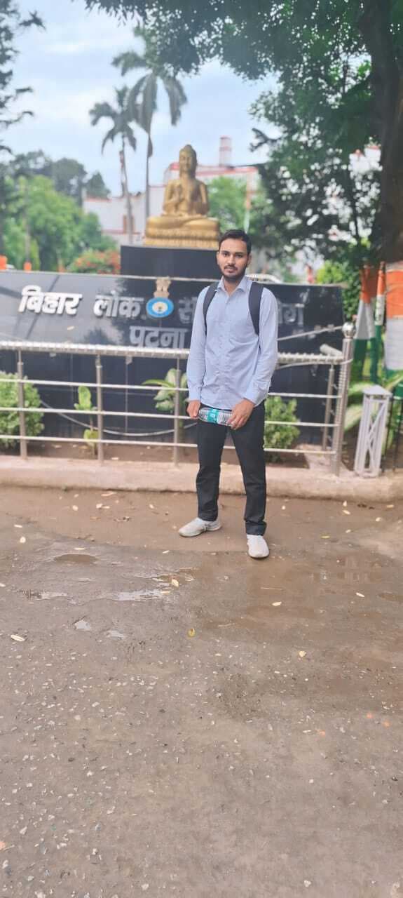 बैजला गांव के कुंदन बने राजस्व पदाधिकारी