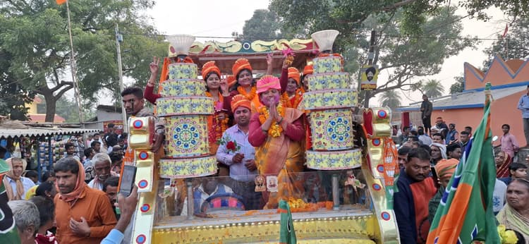 Giridih News :जमुआ विधायक ने निकाली विजय सह अभिवादन यात्रा