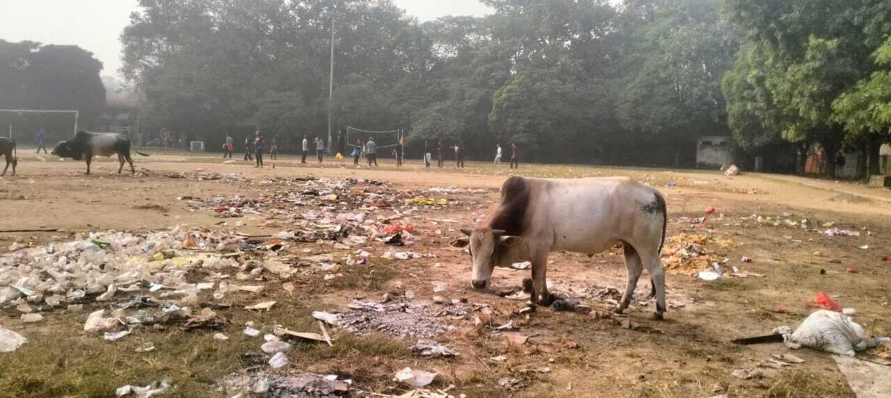 एग्रिको मैदान की गंदगी नहीं हुई साफ, लोगों में आक्रोश