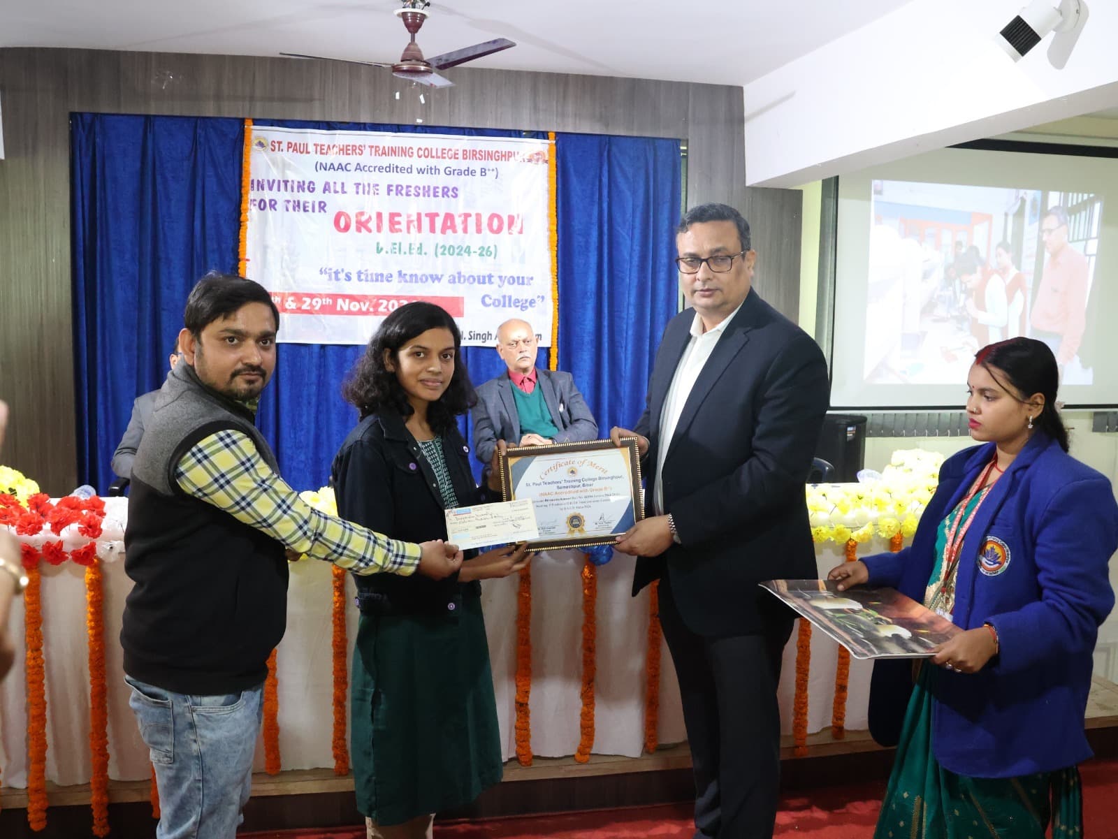 Samastipur News :  सेंट पॉल टीचर्स ट्रेंनिंग कॉलेज वीरसिंहपुर में डीएलएड का नया सत्र प्रारंभ